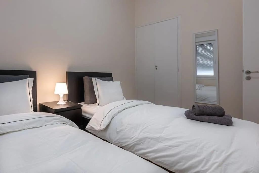 Kerameikos 2 Bedroom Apartment Атина Екстериор снимка