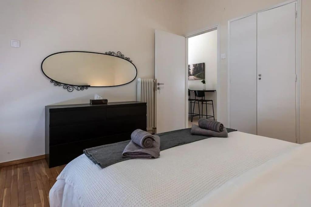 Kerameikos 2 Bedroom Apartment Атина Екстериор снимка