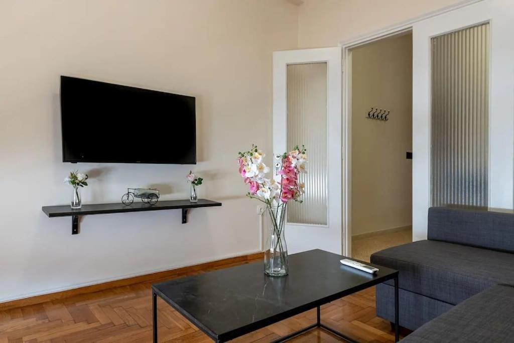 Kerameikos 2 Bedroom Apartment Атина Екстериор снимка