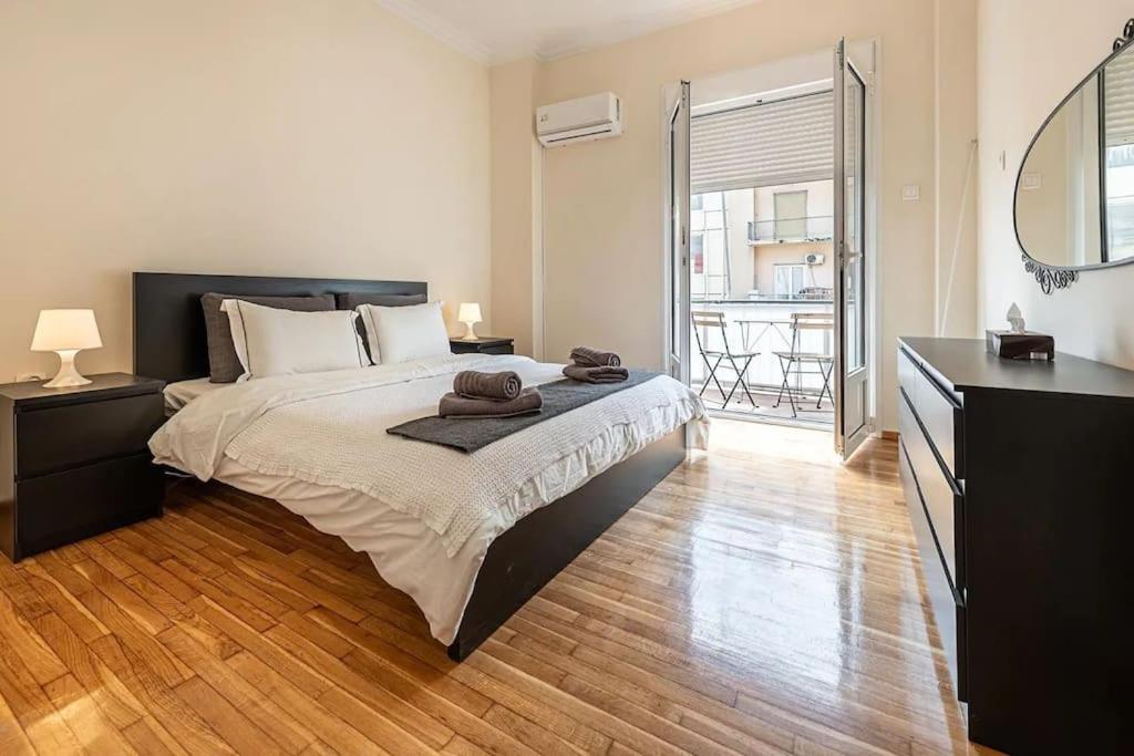 Kerameikos 2 Bedroom Apartment Атина Екстериор снимка